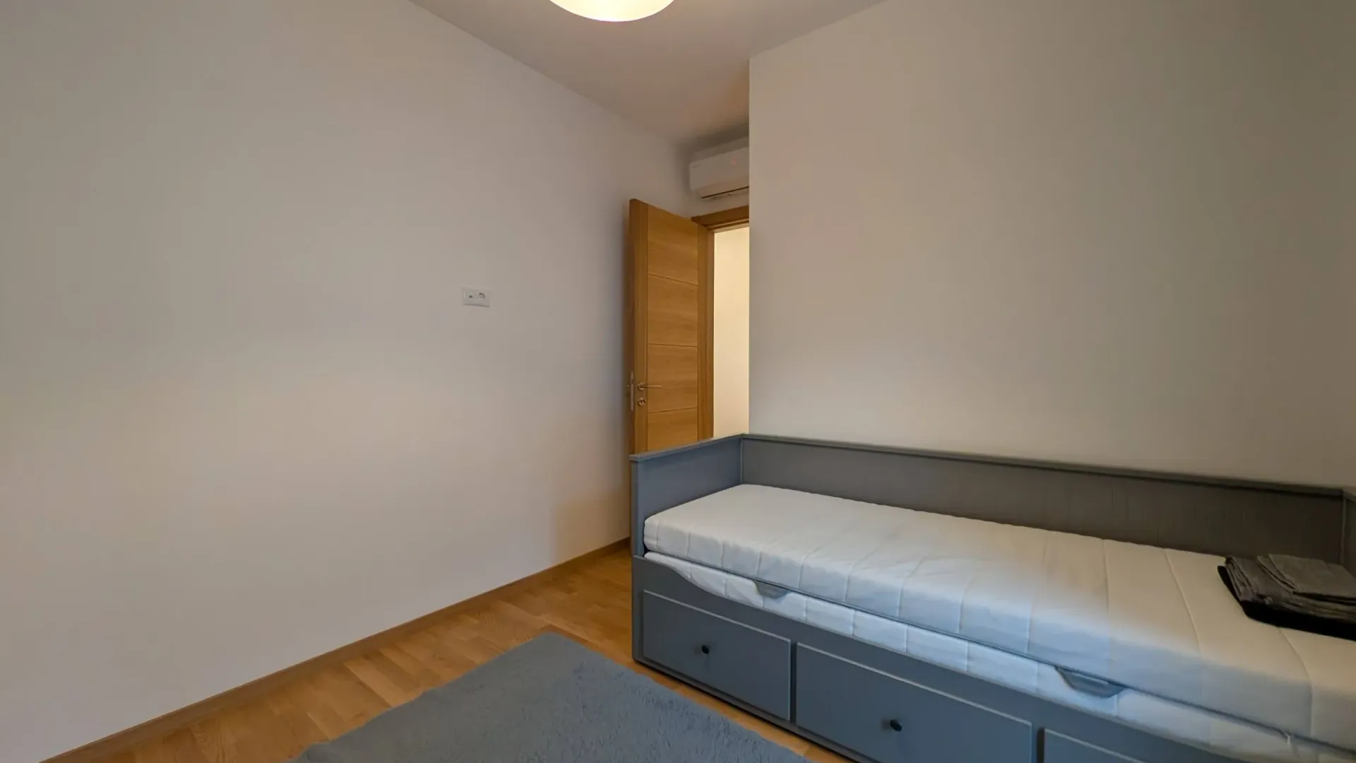 Rent, apartment, 58m², Bečići, Budva