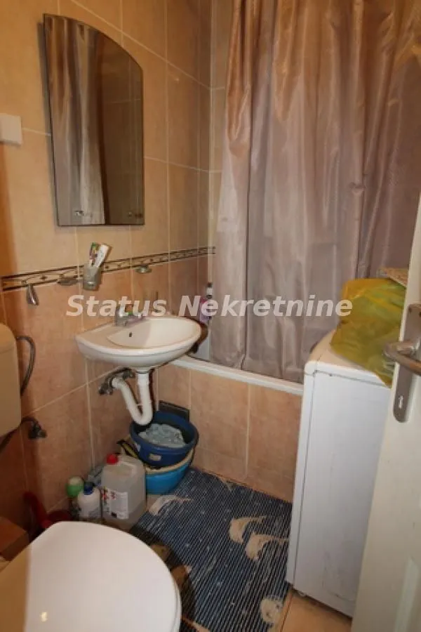 Prodaja, trosoban stan, 54m², Nova Detelinara, Novi Sad Sve Podlokacije