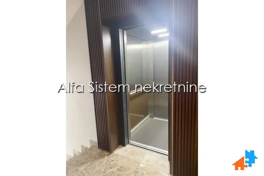 Izdavanje, dvosoban stan, 43m², Vračar Centar, Vračar Sve Podlokacije