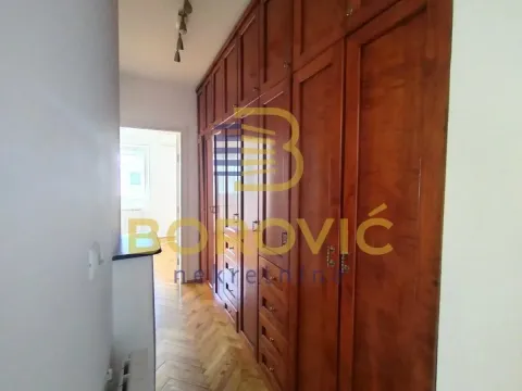 Sale, four bedroom apartment, 117m², Savski Venac, Beograd - image 7