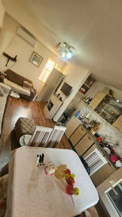 Prodaja, dvosoban stan, 77m², Centar, Podgorica
