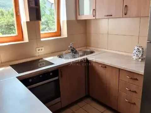 Izdavanje, stan, 80m², Tivat, Crna Gora - image 2