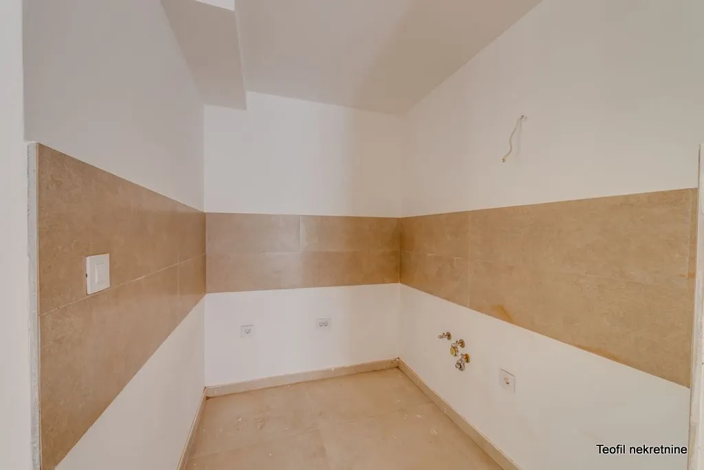 Prodaja, trosoban stan, 88m², Palilula, Niš