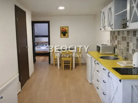 Prodaja, dvosoban stan, 37m², Centar, Novi Sad - image 4
