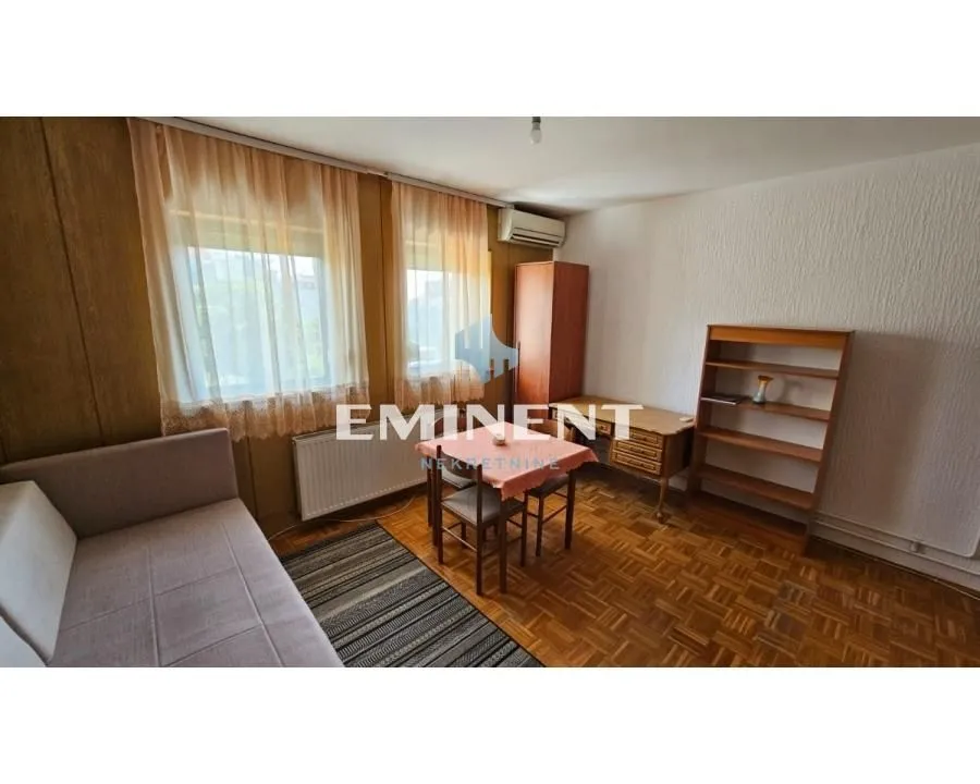 Prodaja, jednosoban stan, 41m², Banovo Brdo, Beograd