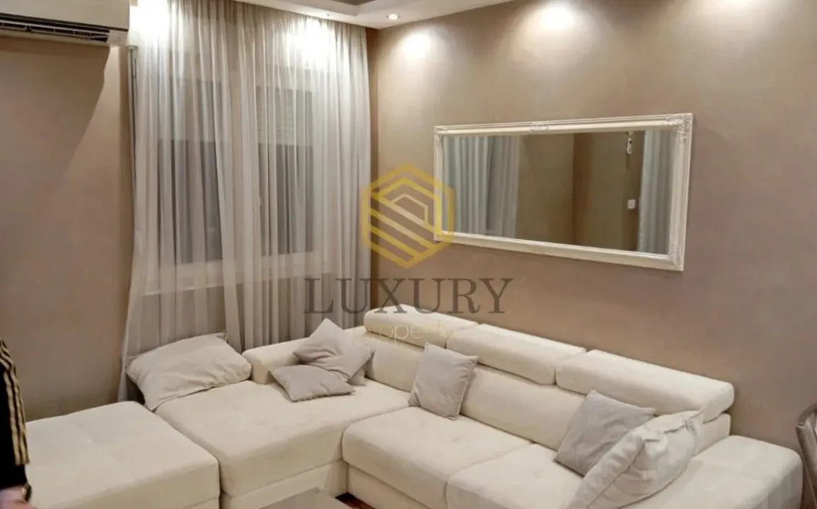 Izdavanje, jednosoban stan, 43m², City Kvart, Podgorica