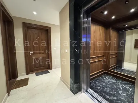 Rent, four bedroom apartment, 132m², Kalenić Pijaca, Vračar Sve Podlokacije - image 20