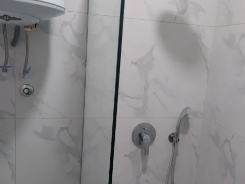 Izdavanje, jednosoban stan, 43m², Stari Aerodrom, Podgorica - image 1