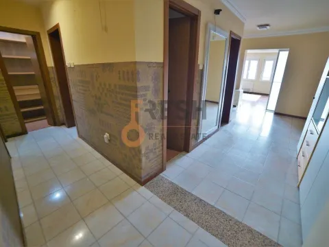 Prodaja, trosoban stan, 168m², Gorica C, Podgorica - image 12