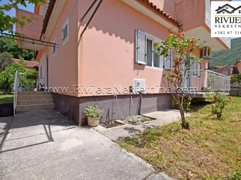 Sale, two bedroom apartment, 100m², Zelenika, Herceg Novi - image 2