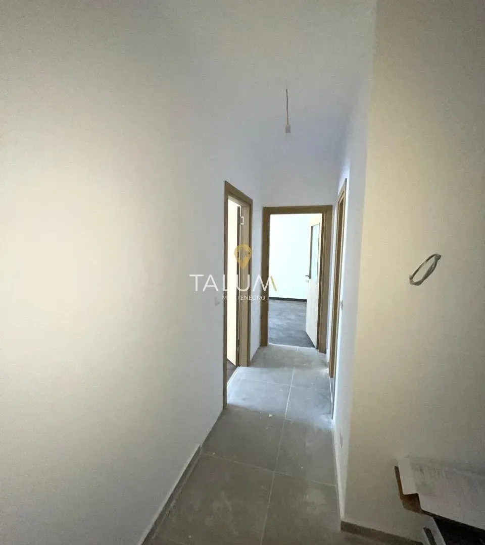 Prodaja, dvosoban stan, 80m², Pobrežje, Podgorica