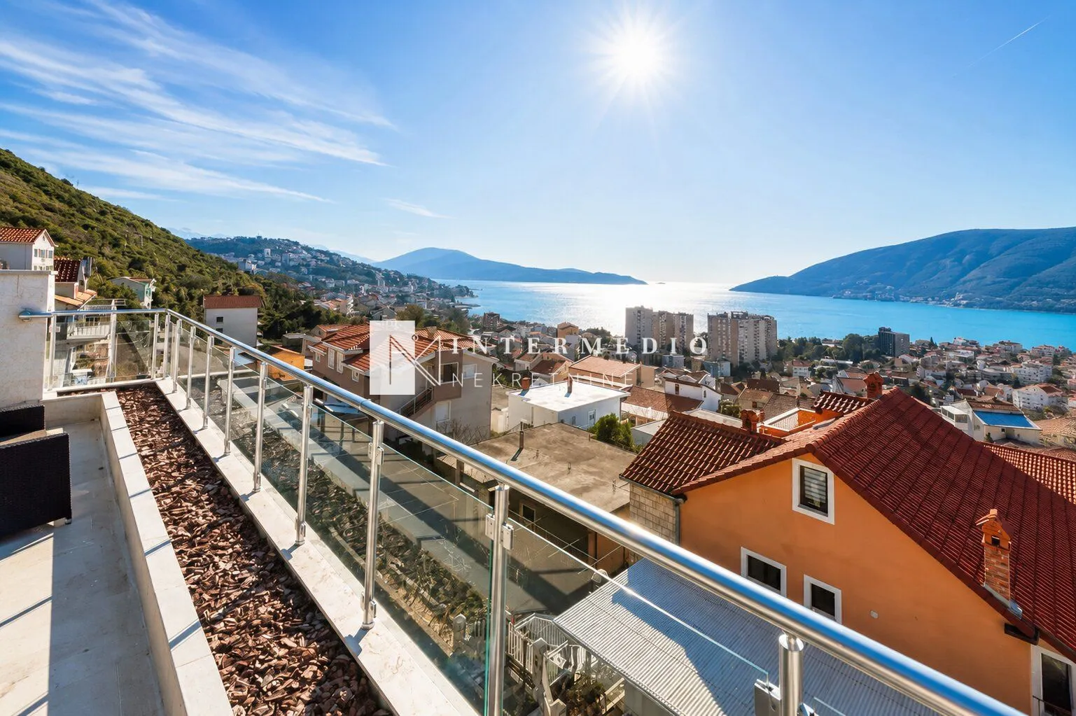 Rent, two bedroom apartment, 100m², Igalo-Petlja, Herceg Novi