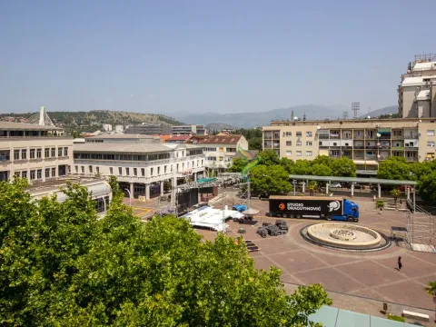 Izdavanje, jednosoban stan, 59m², Centar, Podgorica - image 2