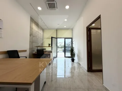 Rent, office space, 84m², Stari Aerodrom, Podgorica - image 1