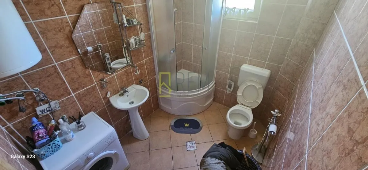 Prodaja, kuća, 350m², Danilovgrad, Crna Gora