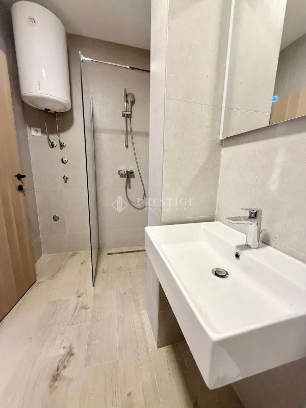 Prodaja, dvosoban stan, 70m², Zabjelo, Podgorica