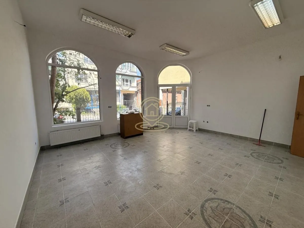 Rent, office space, 36m², Centar, Kragujevac