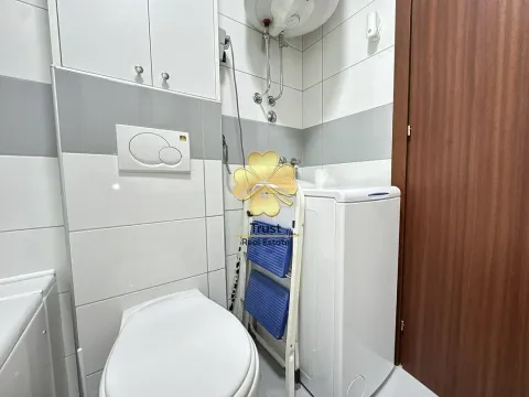 Izdavanje, jednosoban stan, 50m², City Kvart, Podgorica - image 9