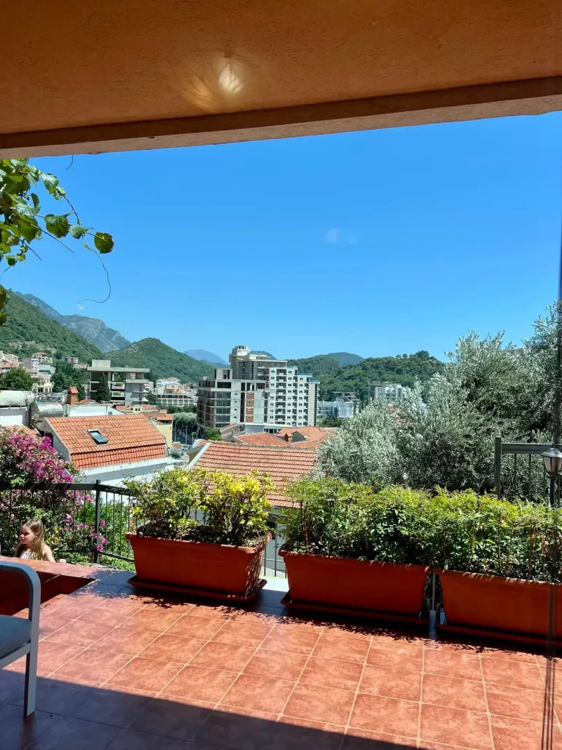 Prodaja, trosoban stan, 102m², Petrovac, Budva