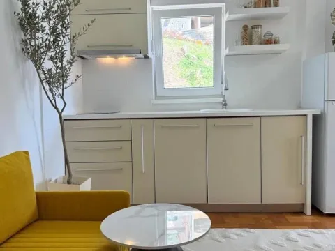 Sale, one bedroom apartment, 26m², Petrovac, Budva - image 3