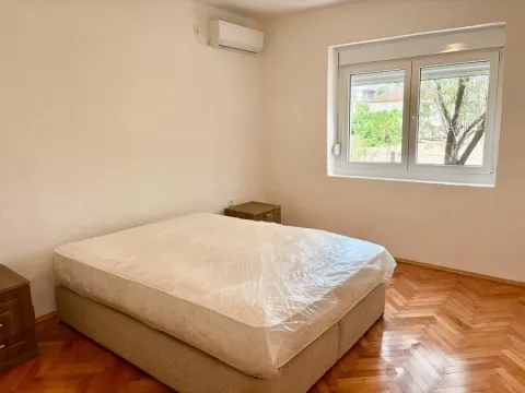 Rent, house, 125m², Ostalo, Podgorica - image 3