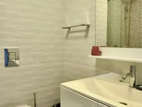 Sale, two bedroom apartment, 58m², Bečići, Budva - image 13