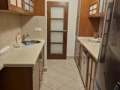 Izdavanje, trosoban stan, 75m², Kalenić Pijaca, Vračar Sve Podlokacije - image 11