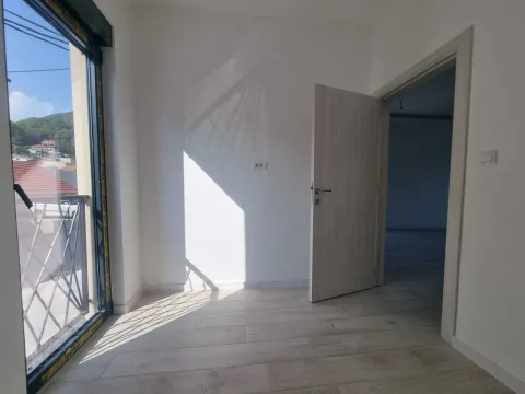 Prodaja, trosoban stan, 82m², Mažina, Tivat - image 2