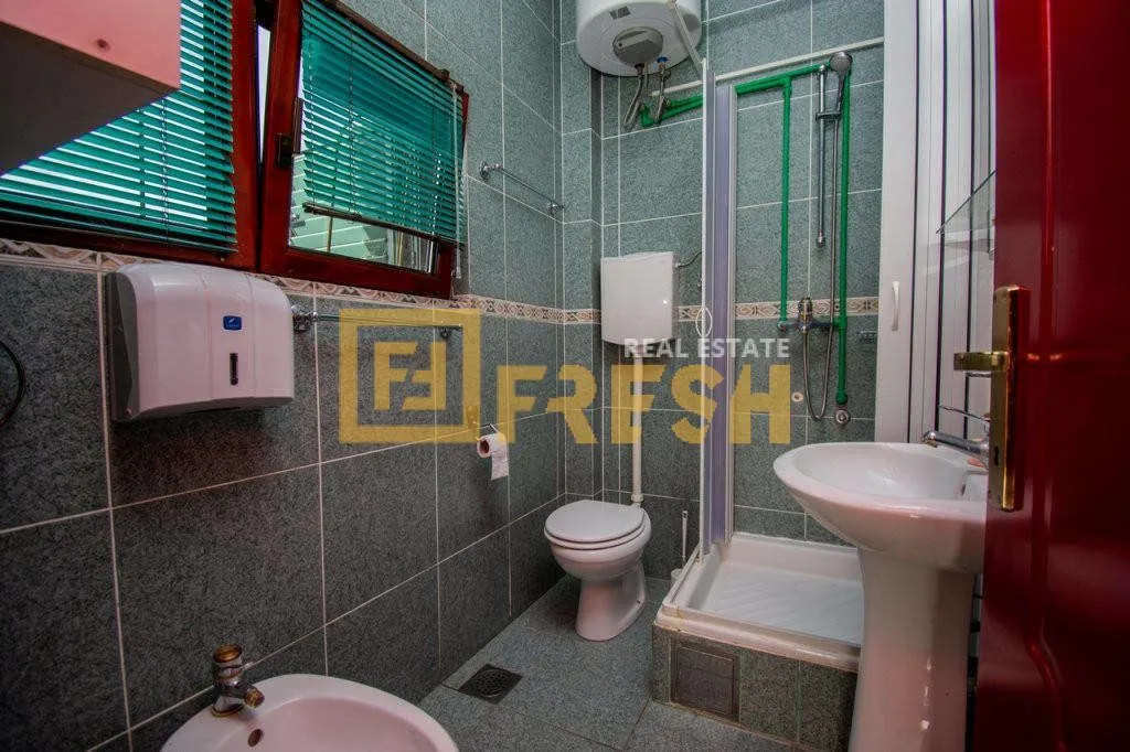 Rent, house, 450m², Zabjelo, Podgorica