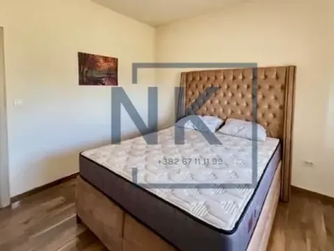 Izdavanje, kuća, 140m², Kokoti, Podgorica - image 8