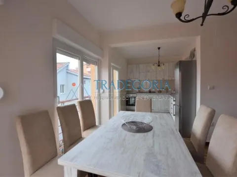 Prodaja, četvorosoban stan, 160m², Petrovac, Budva - image 6