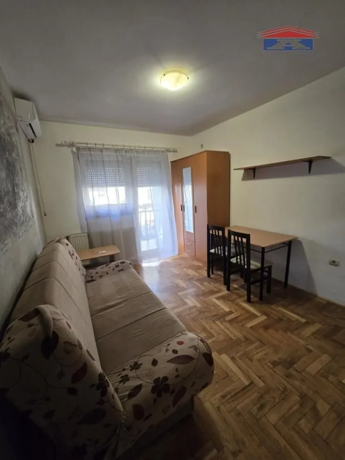 Izdavanje, garsonjera, 30m², Nova Detelinara, Novi Sad Sve Podlokacije