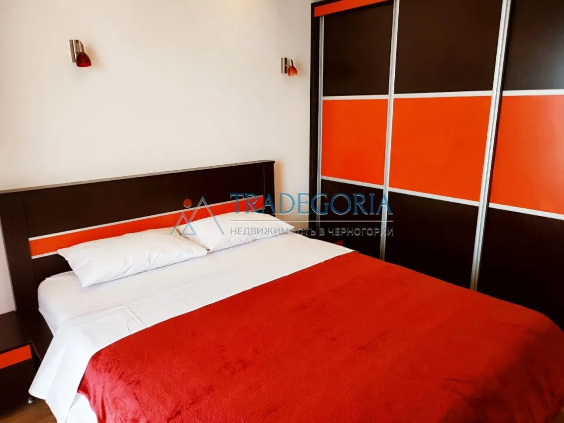 Prodaja, jednosoban stan, 63m², Dobra Voda, Bar