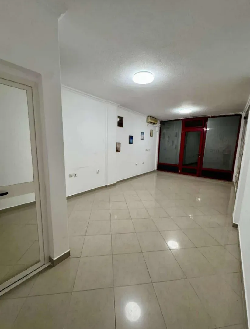 Sale, office space, 25m², Makedonsko naselje, Bar