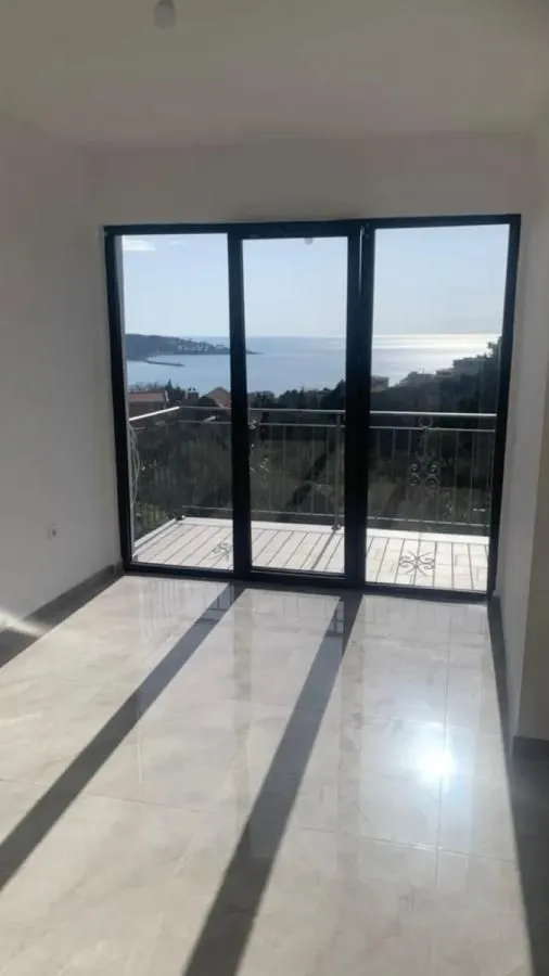 Prodaja, kuća, 130m², Šušanj, Bar