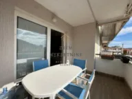 Izdavanje, trosoban stan, 104m², Adok, Budva - image 2