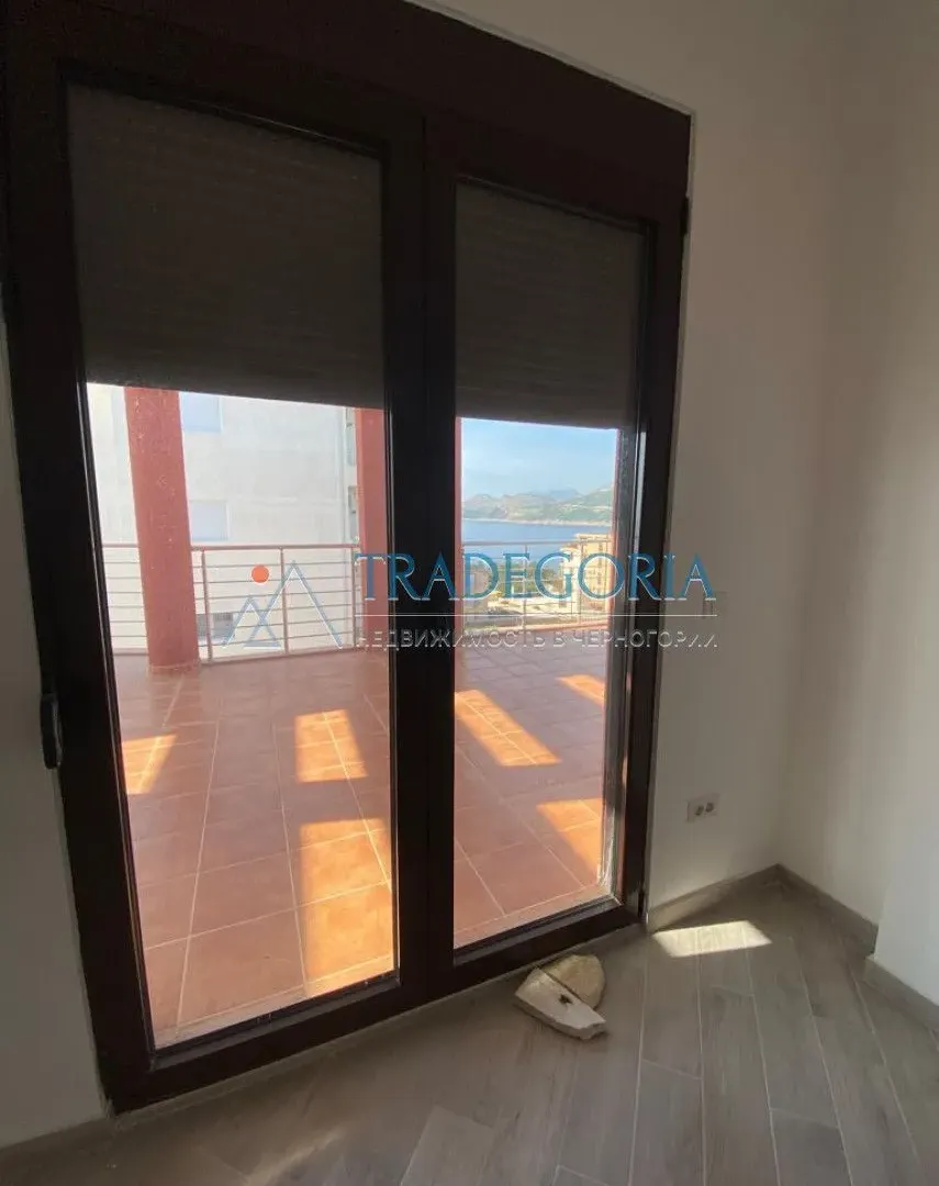 Prodaja, trosoban stan, 227m², Dobra Voda, Bar