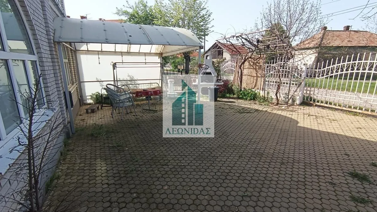 Sale, house, 270m², Crveni Krst, Niš