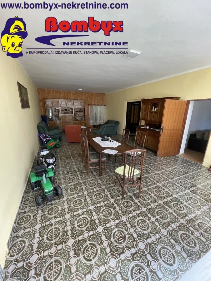 Sale, house, 500m², Beočin, Srbija