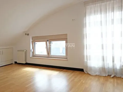 Prodaja, četvorosoban stan, 130m², Vračar Hram, Vračar Sve Podlokacije - image 10