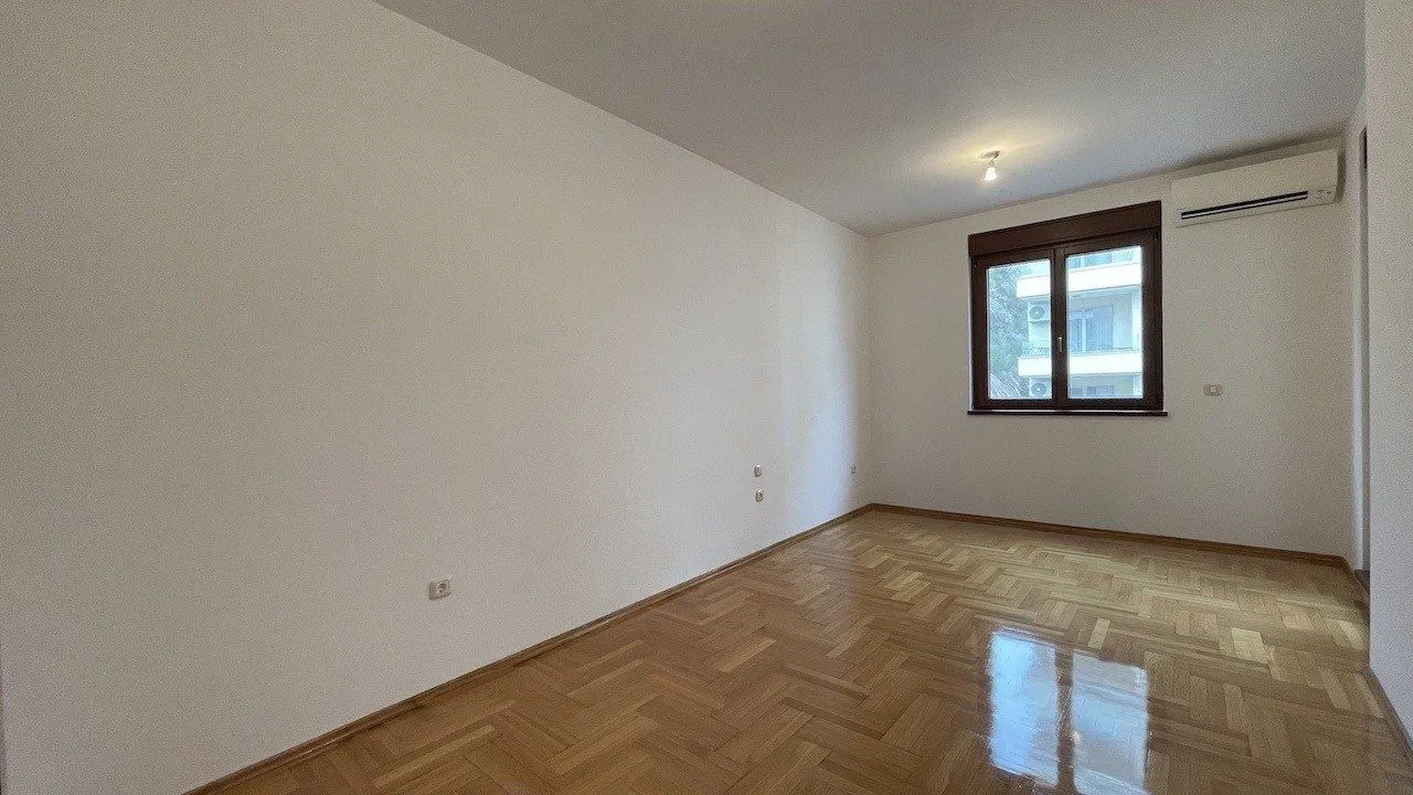 Prodaja, dvosoban stan, 99m², Kamenovo, Budva