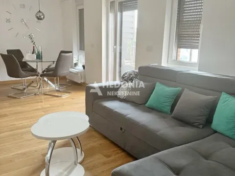 Izdavanje, jednosoban stan, 50m², Novi Beograd Blok 65, Novi Beograd Sve Podlokacije - image 3