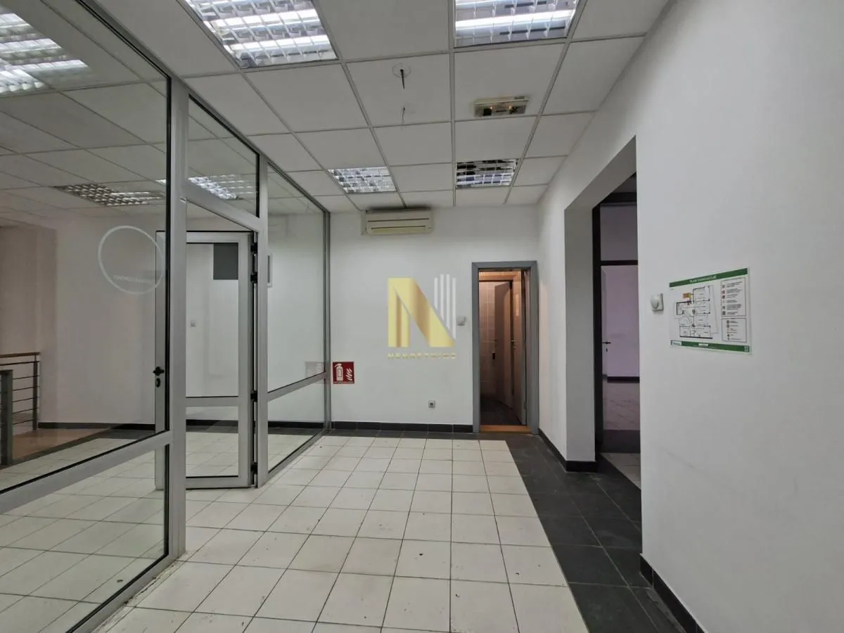 Rent, office space, 395m², Bulevar Oslobodjenja, Novi Sad Sve Podlokacije
