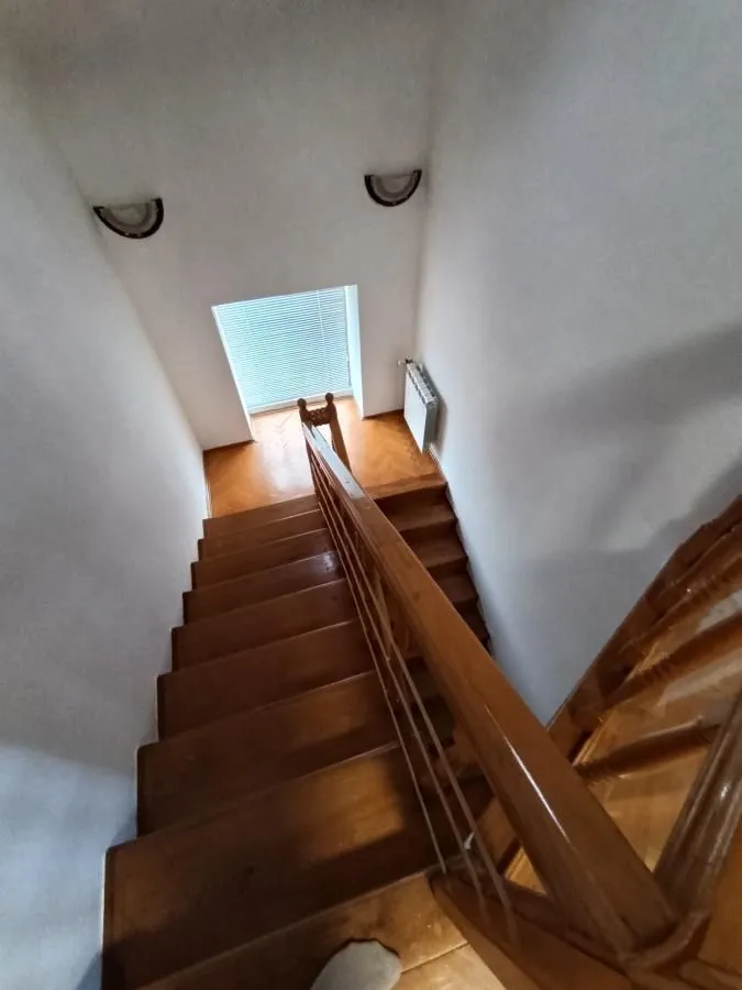Prodaja, kuća, 333m², Veternik, Novi Sad Sve Podlokacije