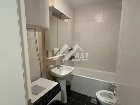 Izdavanje, dvosoban stan, 40m², Grbavica, Novi Sad Sve Podlokacije - image 9