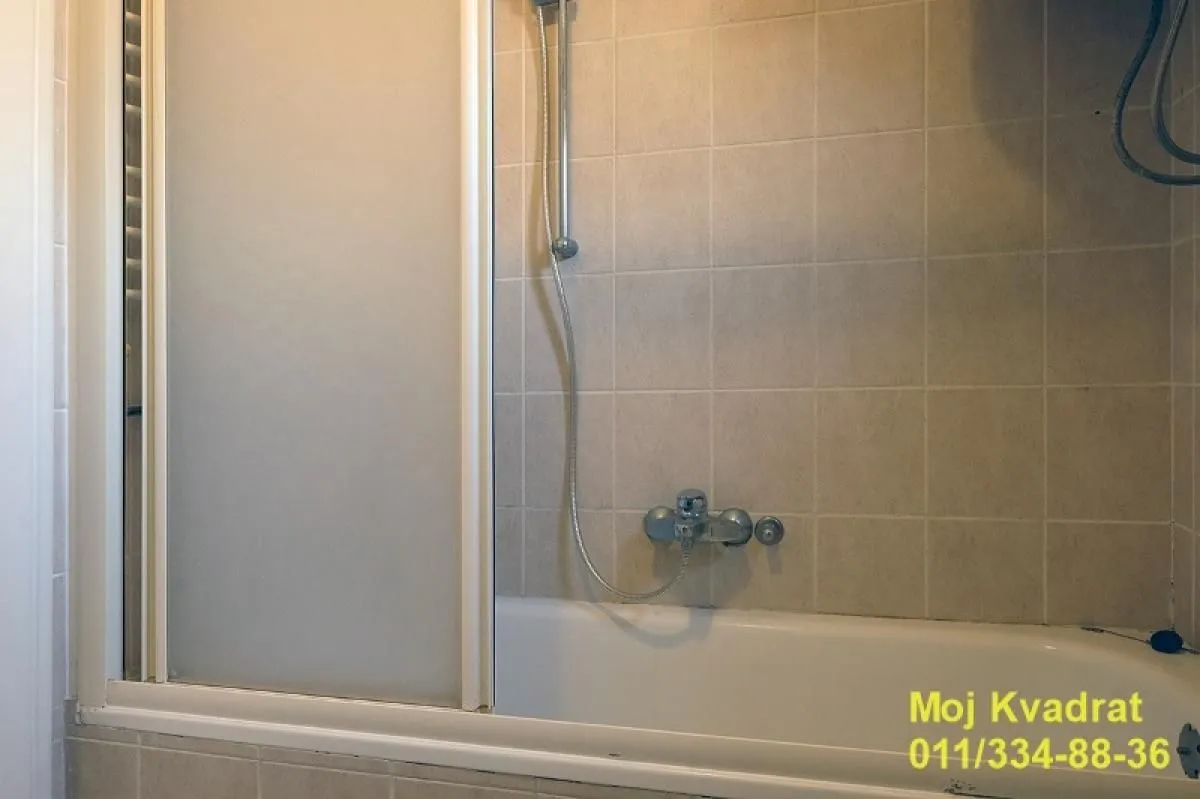 Prodaja, kuća, 143m², Uciteljsko Naselje, Zvezdara Sve Podlokacije