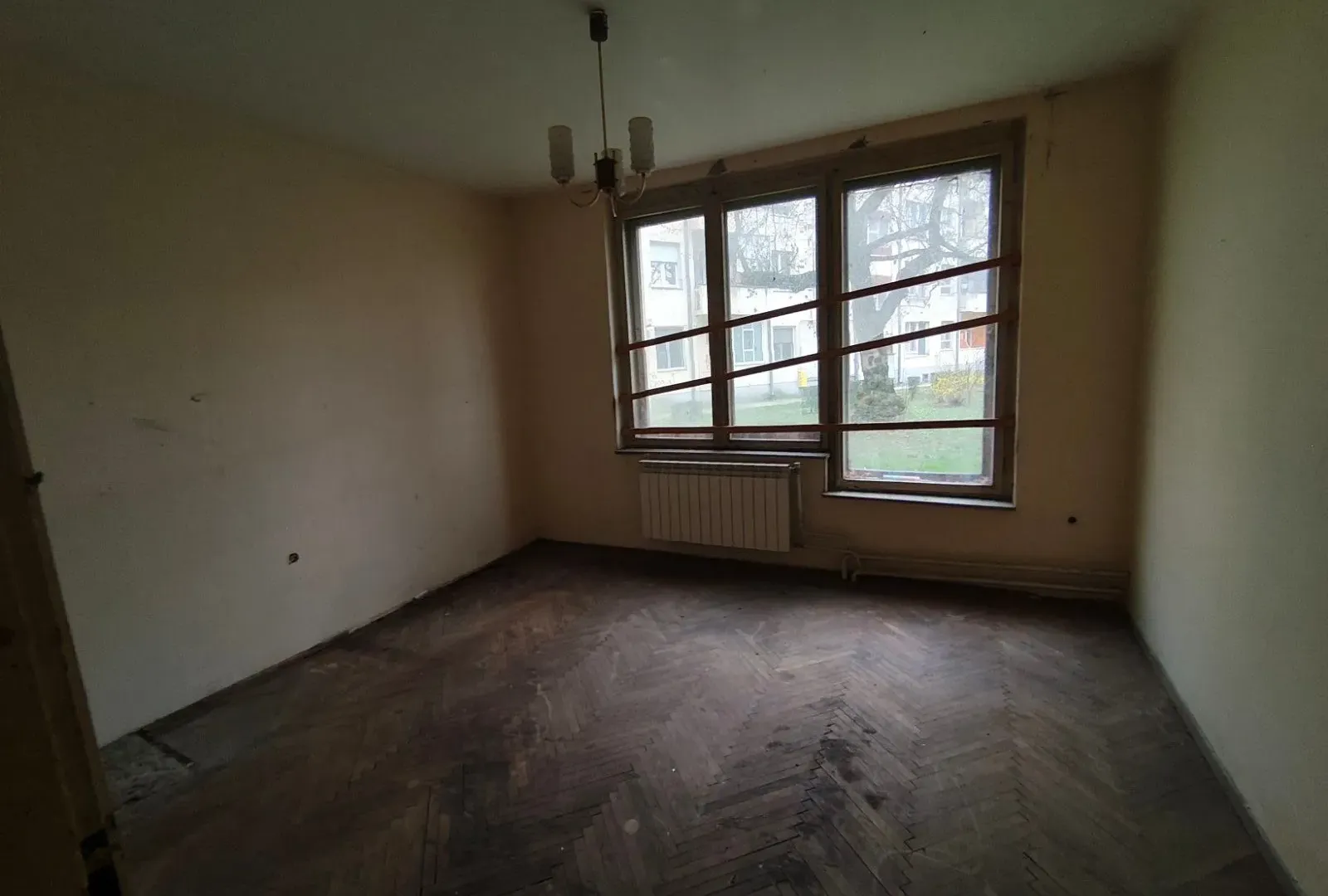 Prodaja, dvosoban stan, 51m², Centar, Loznica