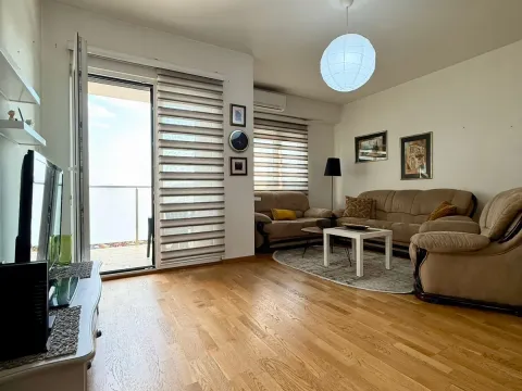 Rent, one bedroom apartment, 50m², Pobrežje, Podgorica - image 2