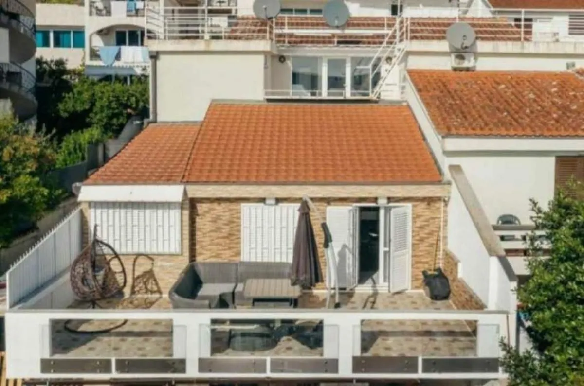 Prodaja, kuća, 180m², Savina, Herceg Novi