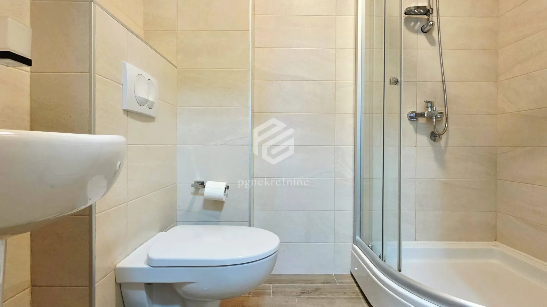 Rent, one bedroom apartment, 47m², City Kej, Podgorica